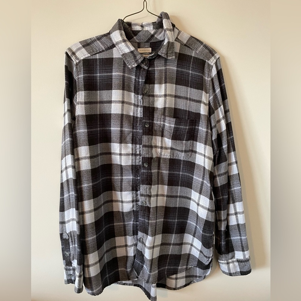 26 American Eagle Boyfriend Fit Med Flannel